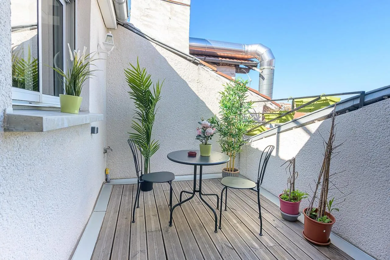 Residence St Roch Luxe Fauriel Proximite Centre Saint-Etienne  0*, Saint-Etienne (Loire) France