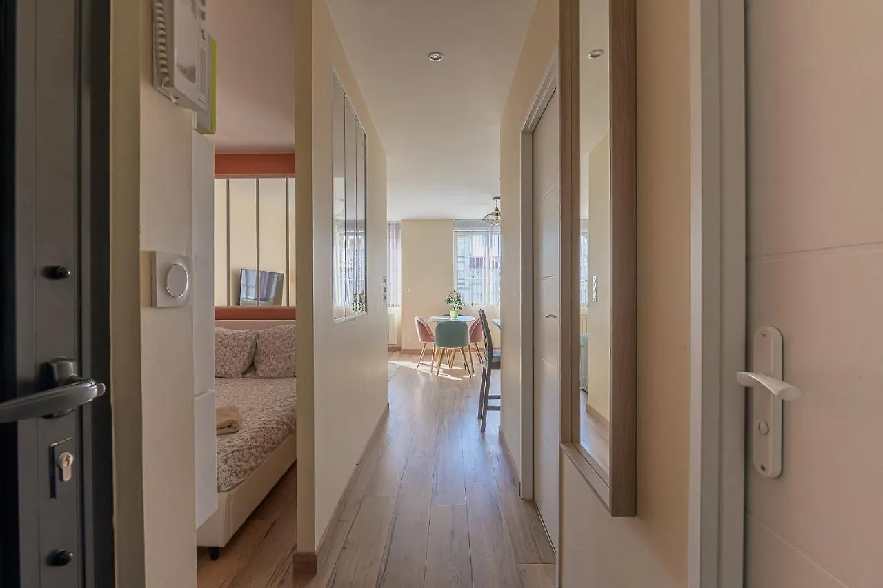 Residence St Roch Luxe Fauriel Proximite Centre Saint-Etienne  0*, Saint-Etienne (Loire) France